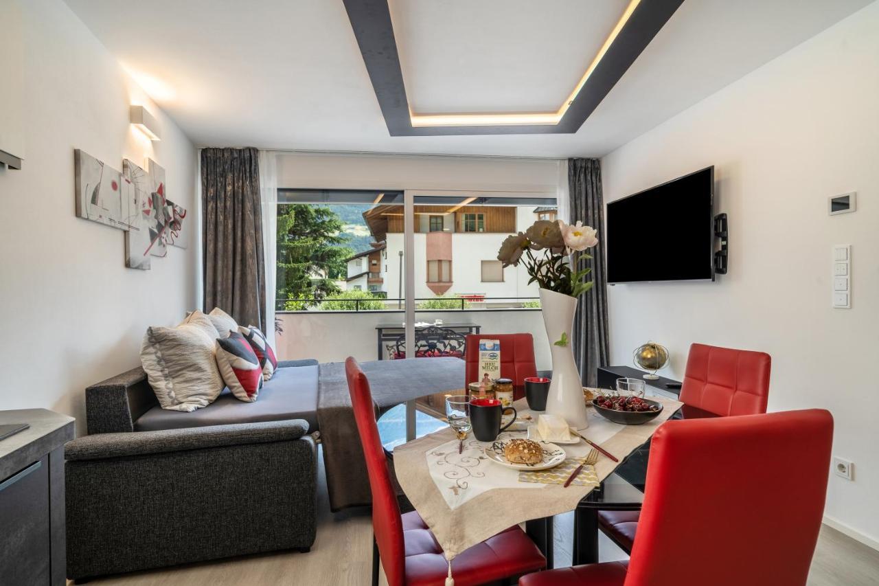 Apartment Il Cuore Rosso Naturns Exterior foto